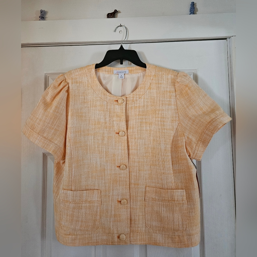 NWT Liz Claiborne Short Sleeve Button Up Jacket.